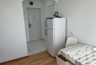 Inchiriez Garsoniera in Severin zona Targul Veterani - 3