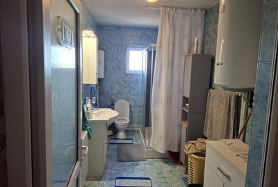 Casă individuală cu 6 camere cu Canalizare în Castelu - 8