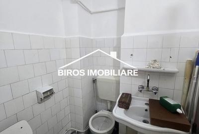 Apartament cu 3 camere în Brazda lui Novac - 1