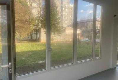 Spațiu comercial, de 55 mp, în Exterior Vest - 2