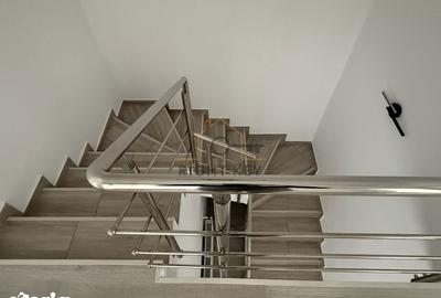 Casă cu 4 camere cu Teren 266 Mp în Central