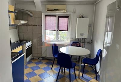 Apartament 2aP1mere ce?decomandat  zona 1 Decembrie 1918 - 8