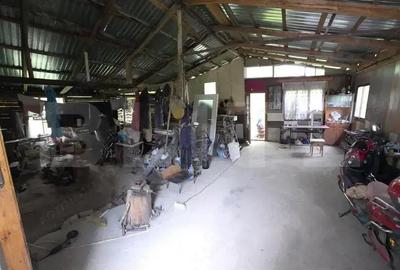 Casă cu 4 camere cu Teren 2000 Mp în Central - 2