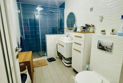 Apartament cu 3 camere în Florești