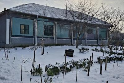 Casă cu 3 camere cu Teren 2155 Mp în Traian - 3