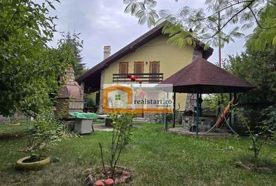 Casă cu 7 camere cu Teren 1800 Mp în Est - 9