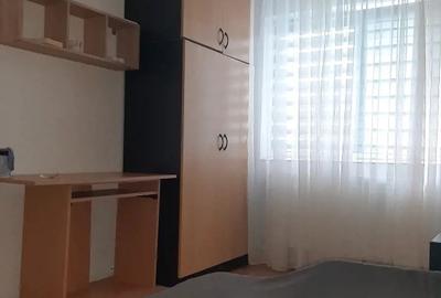 Vand apartament 2 camere decomanday - 1