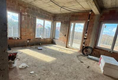 Casa individuala la ro?u 118 mp utili, teren 420 mp, - 18