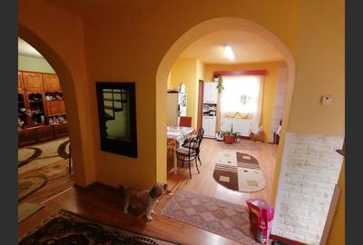 Casă cu gradina 1255mp cu sere, Copaceni , lângă Turda,comision 0   % - 5