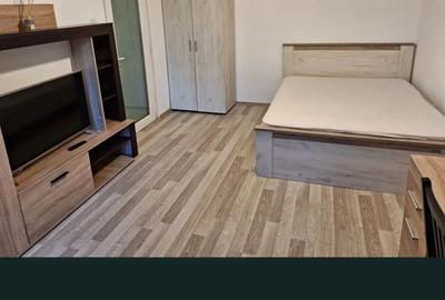 Inchiriez ap decomandat zona Ciresica, et 1 - 8