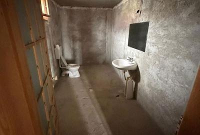 Casă cu 4 camere cu Teren 1000 Mp în Sascut - 6