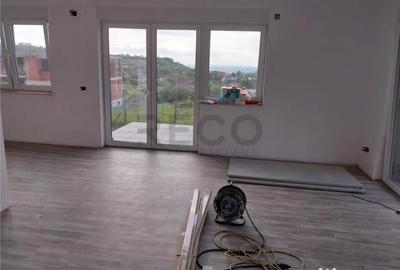 Casă cu 4 camere cu Teren 650 Mp în Paleu
