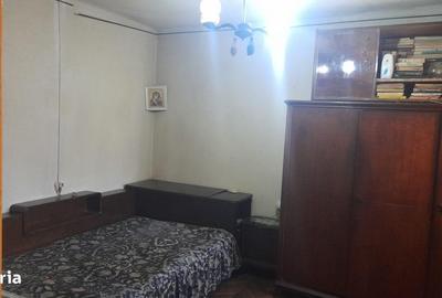 Casă cu 2 camere cu Teren 128 Mp în Central - 1