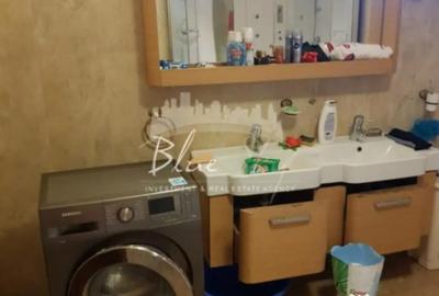 Casă cu 7 camere cu Canalizare în Km 5 - 11