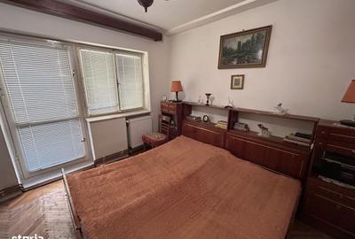 Apartament cu 3 camere decomandat în Micălaca - 1