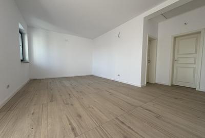 Duplex 3 camere, 80mp, teren 280mp, eficient energetic  in Utvin - 2