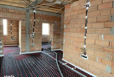 Casă cu 4 camere în Livezeni - 3