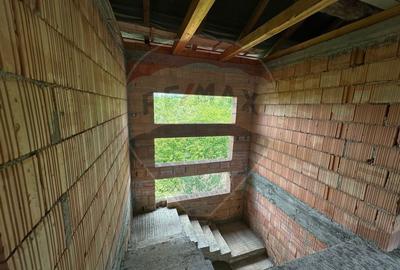 CASA cu PRIVELISTE- Somcuta - 11