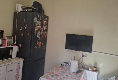 Casă cu 3 camere cu Teren 145 Mp în Central