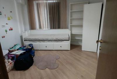 Apartament cu 4 camere decomandat în Colentina - 5