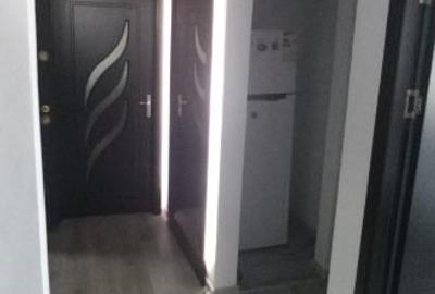 Proprietar închiriez apartament 2 camere decomandat - 4