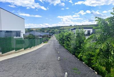 Duplex cu garaj dublu, 500 mp, Comuna Baciu - 9