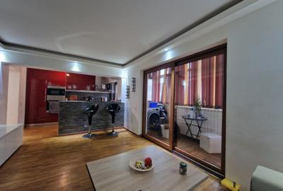 Navodari (Sud)- 3 camere decomandate, mobilat-utilat, etaj 3/4 - 4