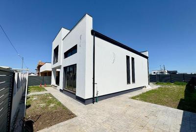 Casă cu 4 camere cu Teren 410 Mp în Berceni