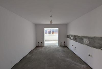 Casa Spa?ioasa cu 7 Camere, 242 mp Utili ?i 600 mp Teren - 14