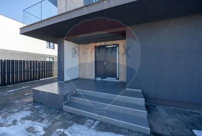 Casă cu 4 camere cu Teren 500 Mp în Sânpetru - 21
