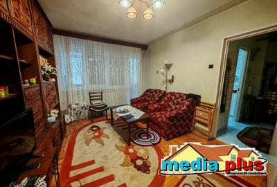 De  vânzare apartamet cu 2 camere Micro 16 - 2