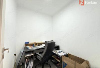 Casă cu 5 camere cu Teren 1033 Mp în Săcălaz