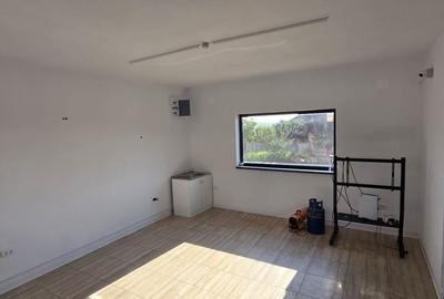 Casă cu 6 camere cu Teren 580 Mp în Podari - 16