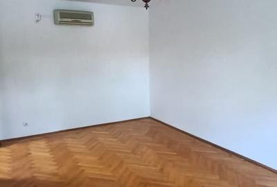 Apartament cu 4 camere în Primăverii - 13