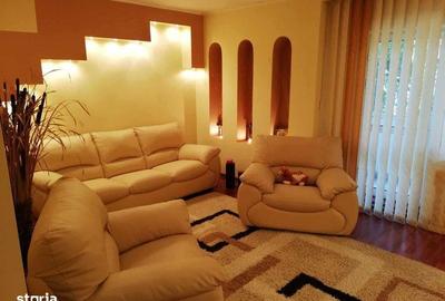 Apartament cu 3 camere semidecomandat, mobilat în Zimbru
