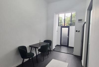 Casă cu 2 camere cu Teren 90 Mp în Central - 3