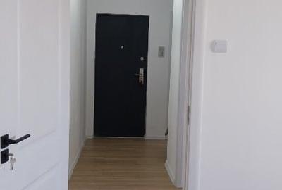 Apartament cu 2 camere decomandat în Florilor - 2