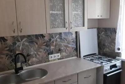 Garsonieră decomandată în Astra - 3