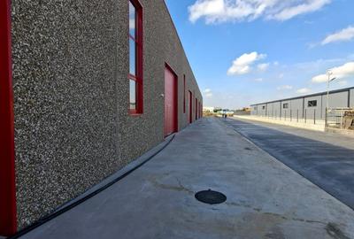 Hala de 900 mp,din beton, avans 30 %, leasing imobiliar 12 ani Hala de 900 mp,din beton, avans 30 %, leasing imobiliar 12 ani - 5