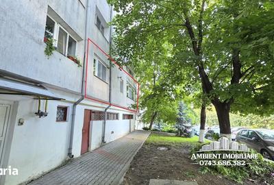 Apartament cu 3 camere decomandat în Est - 1