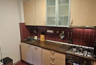 Apartament cu 3 camere decomandat în Tineretului - 2