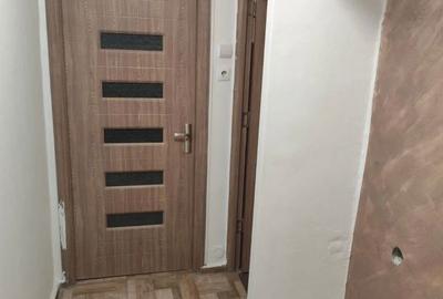 Apartament cu 3 camere decomandat în Valea Rosie - 6
