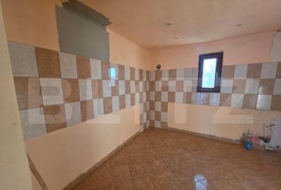 Casă cu 4 camere cu Teren 1710 Mp în Central - 10