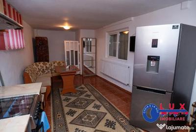Casă cu 7 camere cu Teren 271 Mp în Orizontului - 2