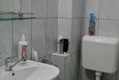 Apartament cu 3 camere decomandat în Central - 7