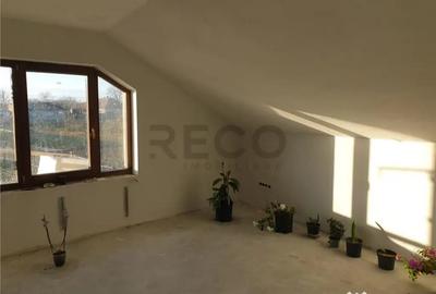 Casă cu 5 camere cu Teren 1480 Mp în Biharia - 9