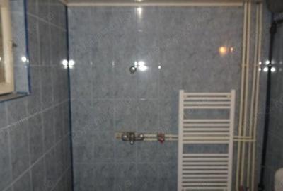 Casă cu 4 camere în Aurel Vlaicu - 1