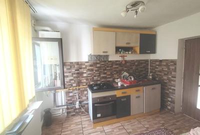 Casa spatioasa + teren 4800 mp, deschidere la 2 strazi - ideal locuit/investitie - 2