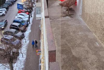 Apartament 2 camere, zona centrala, lift, balcon generos - - 4