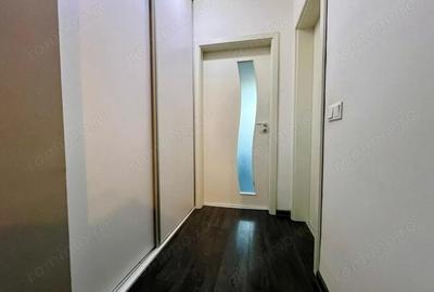 Apartament cu 2 camere semidecomandat în Dumbrăvița